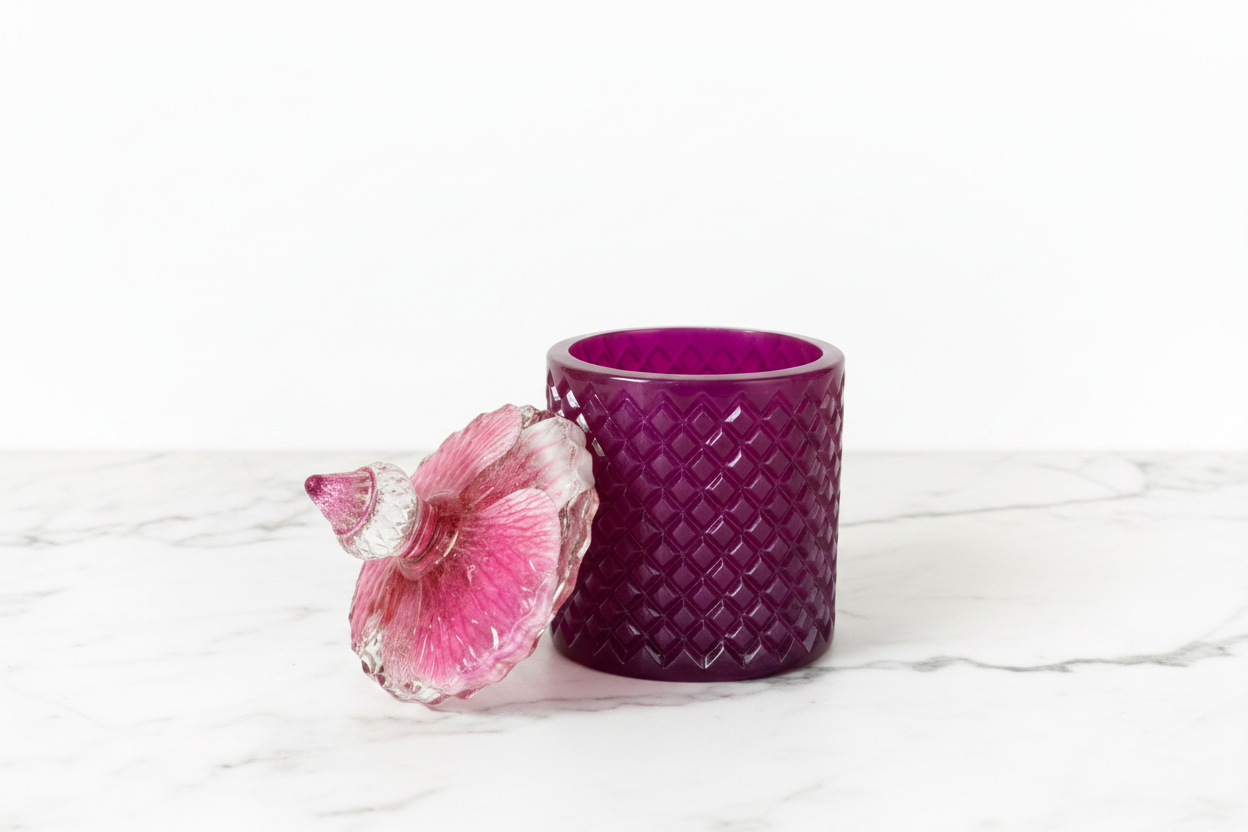 Pot avec couvercle fleuri en résine – photo produit